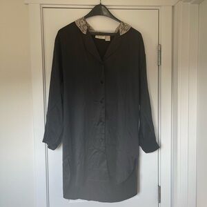 VTG 80s Victoria’s Secret satin sleep gown/shirt